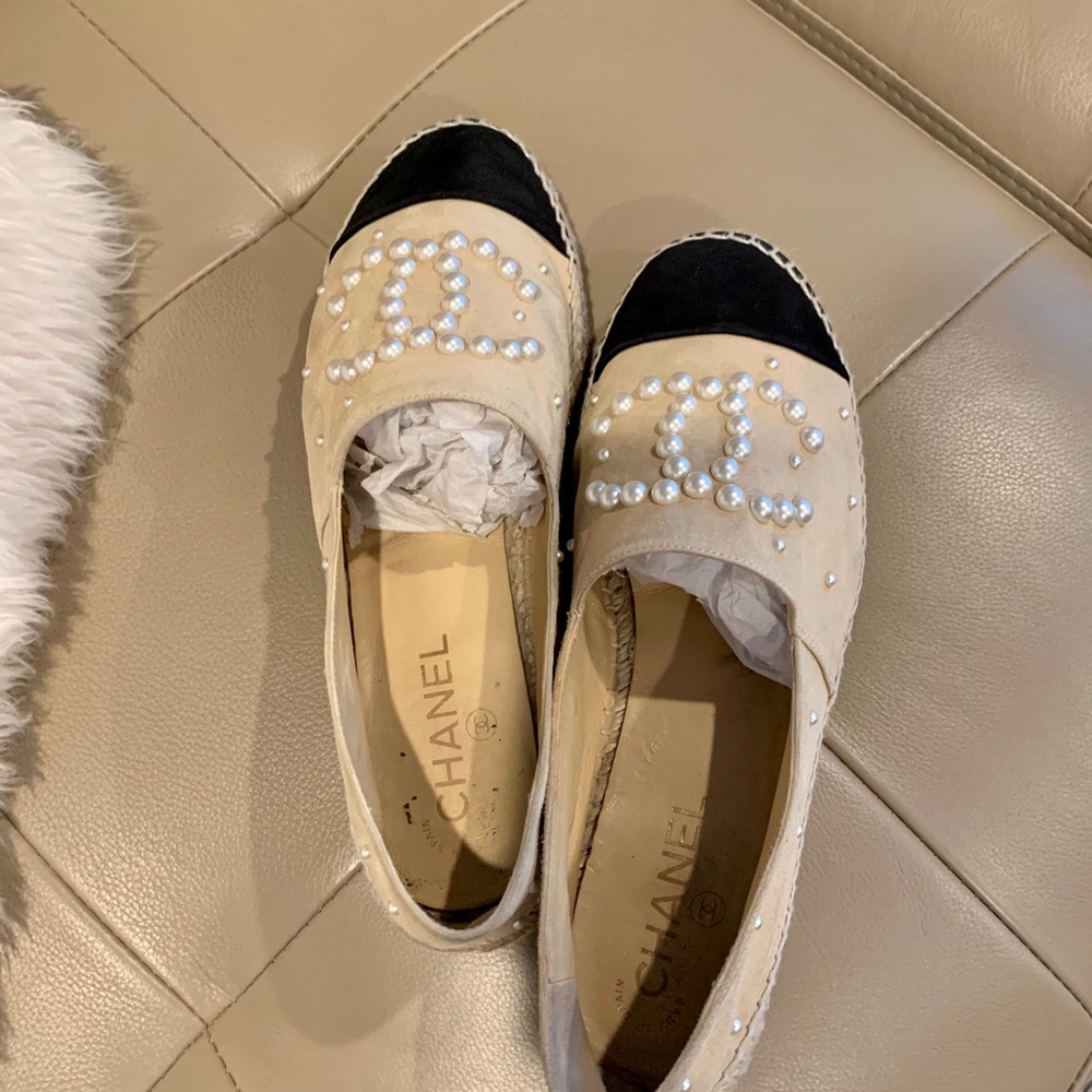 CHANEL Beige and Black Espadrilles